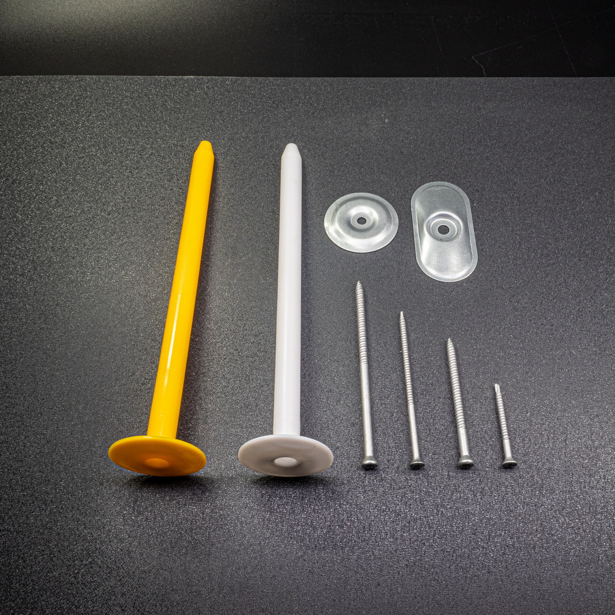 Кріплення теплоізоляції та гідроізоляції плоскої покрівлі